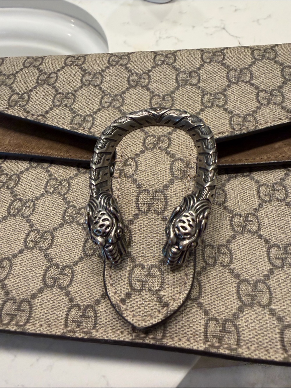 Gucci Beige GG Supreme Dionysus Shoulder Bag with Gold Hardware - Picture 6 of 13